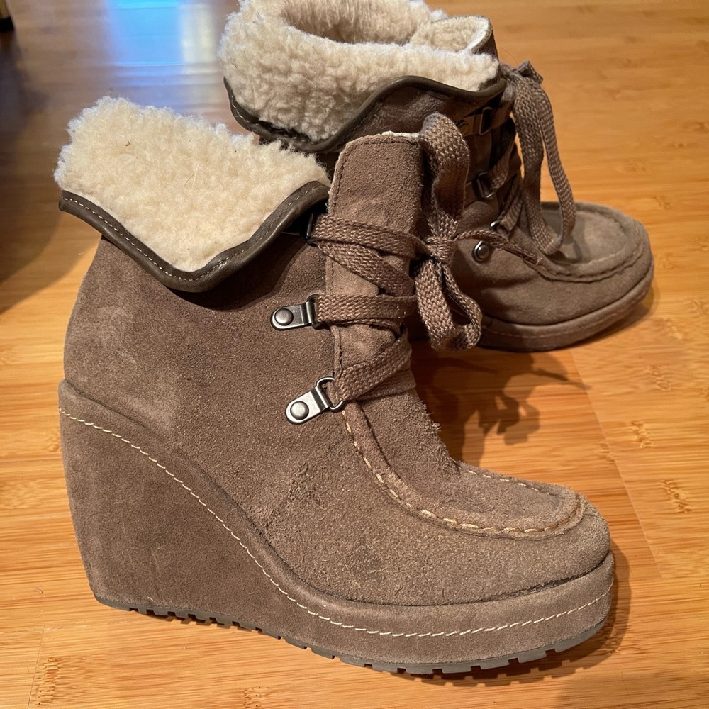 Rocket Dog Suede Booties Wedge Heel 8-1/2